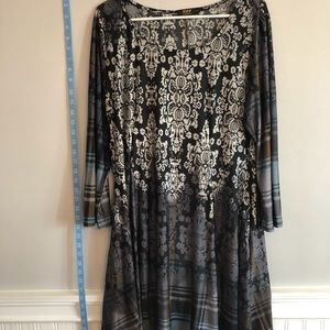 Plus-sized tunic. So pretty!